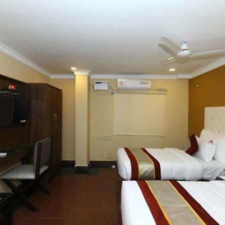 Hotel Titanium Tower Chennai Ngoại thất bức ảnh