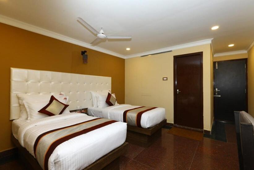 Hotel Titanium Tower Chennai Ngoại thất bức ảnh