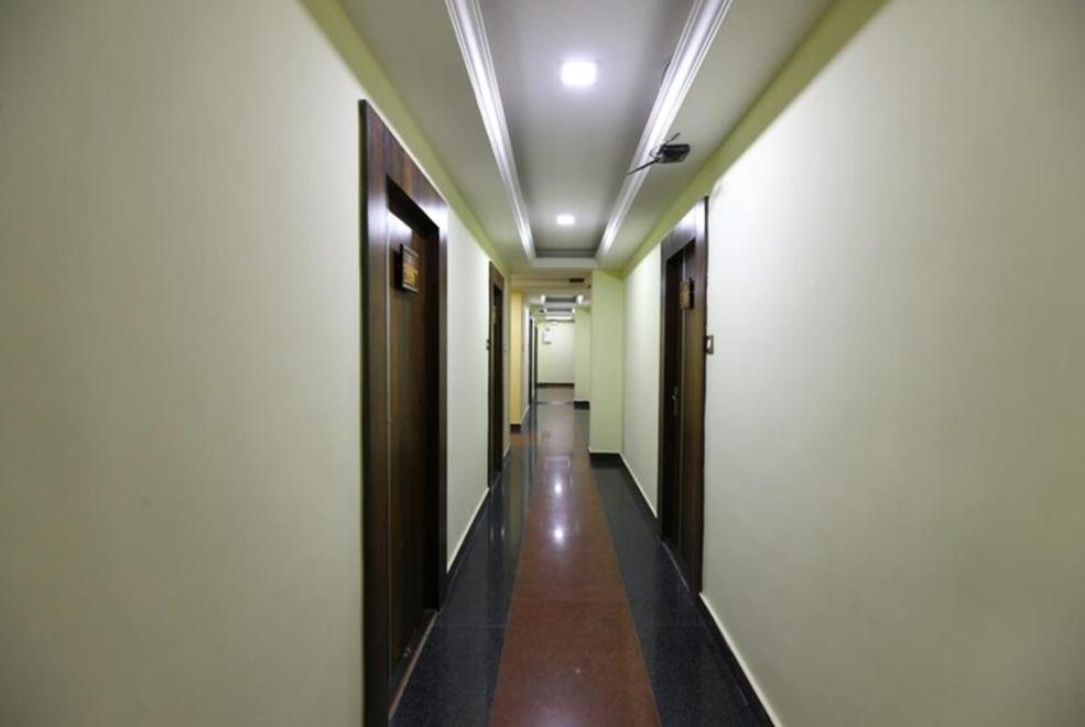 Hotel Titanium Tower Chennai Ngoại thất bức ảnh